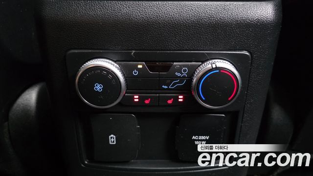 Ford Explorer 2020 — photo 29