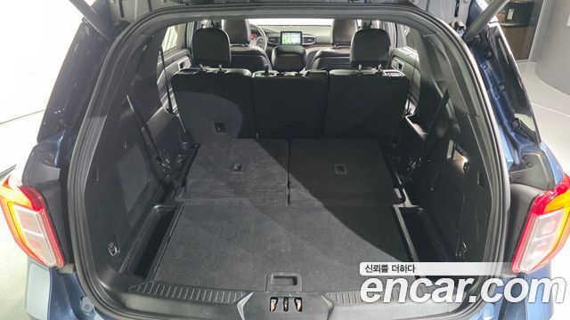 Ford Explorer 2020 — photo 30