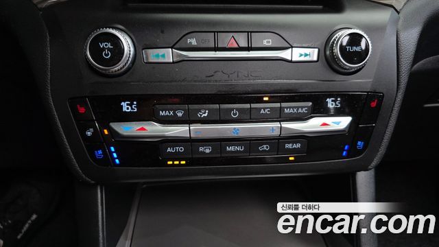 Ford Explorer 2020 — photo 33
