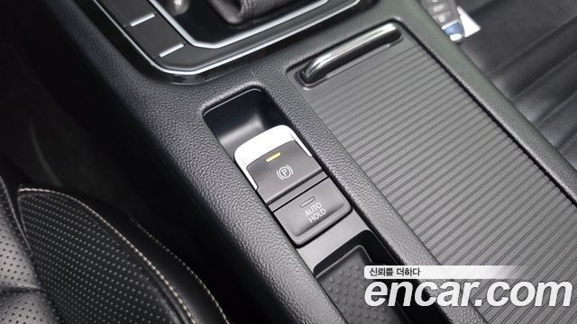 Volkswagen Passat 2022 — photo 22