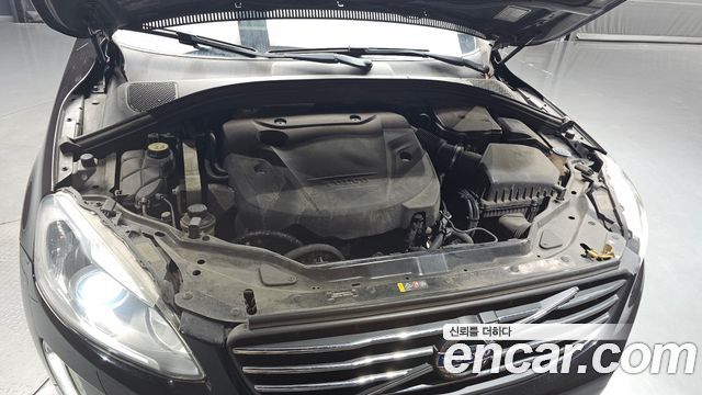 Volvo XC60 2016 — photo 6