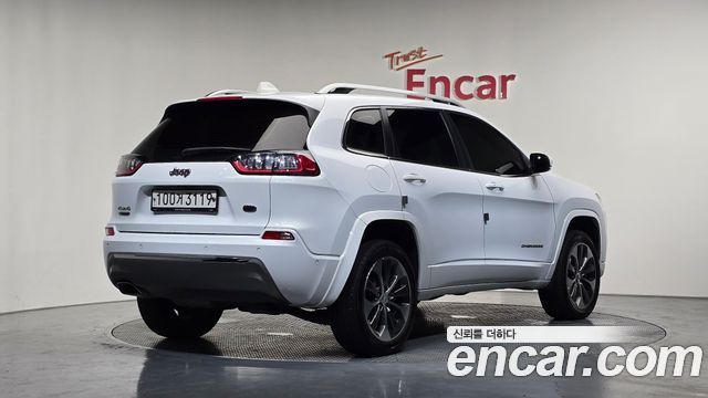 Jeep Cherokee 2019 — photo 2