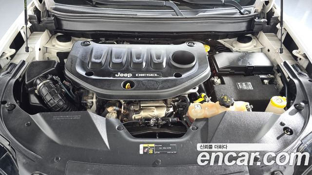 Jeep Cherokee 2019 — photo 6