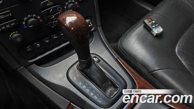 Volvo S80 2004 — photo 9