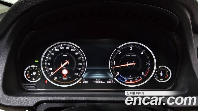 BMW Gran Turismo 2015 — photo 8