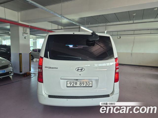 Hyundai Starex 2016 — photo 4