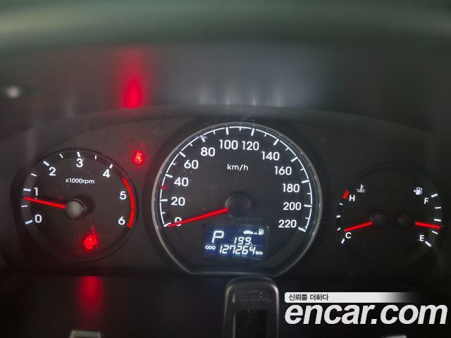 Hyundai Starex 2016 — photo 7