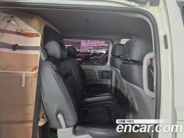 Hyundai Starex 2016 — photo 12
