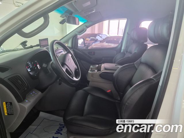 Hyundai Starex 2016 — photo 14