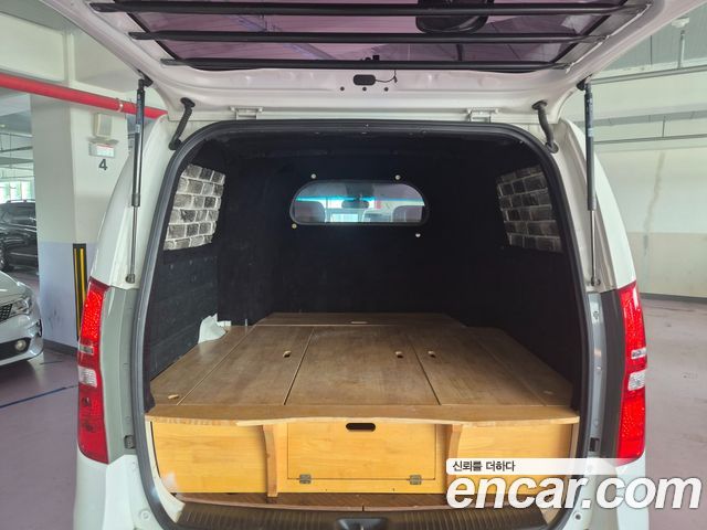 Hyundai Starex 2016 — photo 16