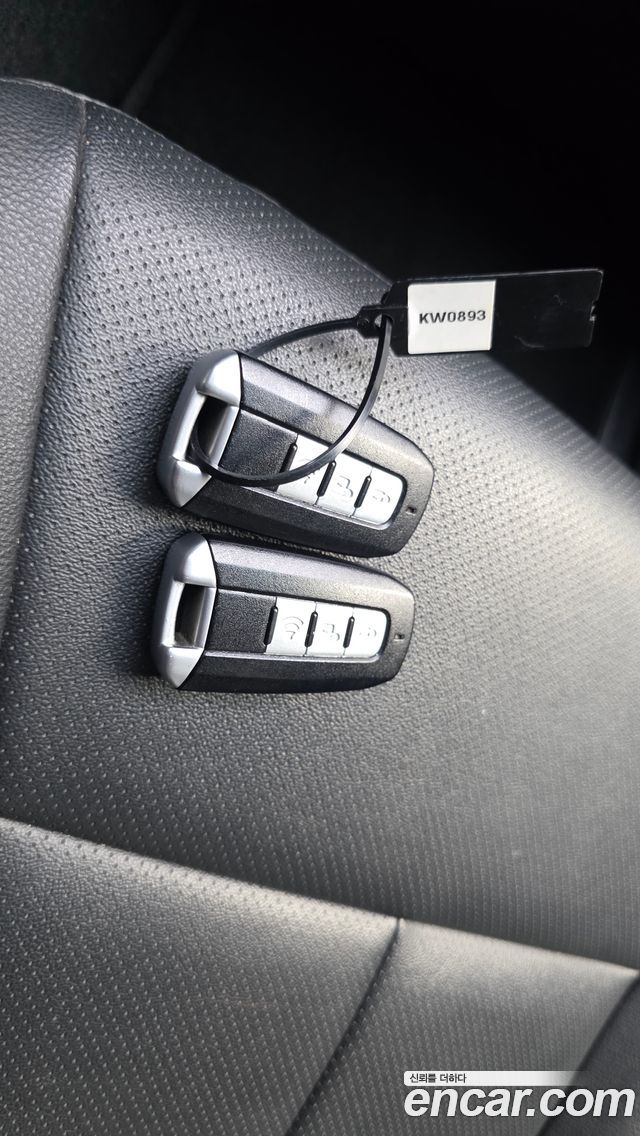 KG Mobility KORANDO 2018 — photo 27