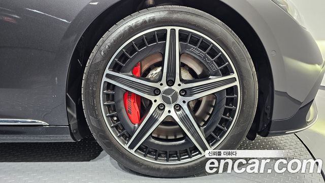 Mercedes-Benz EQE 2023 — photo 7