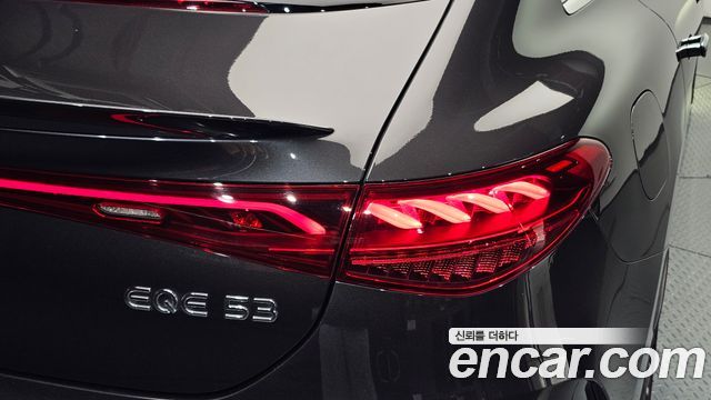 Mercedes-Benz EQE 2023 — photo 9
