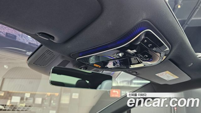 Mercedes-Benz EQE 2023 — photo 34
