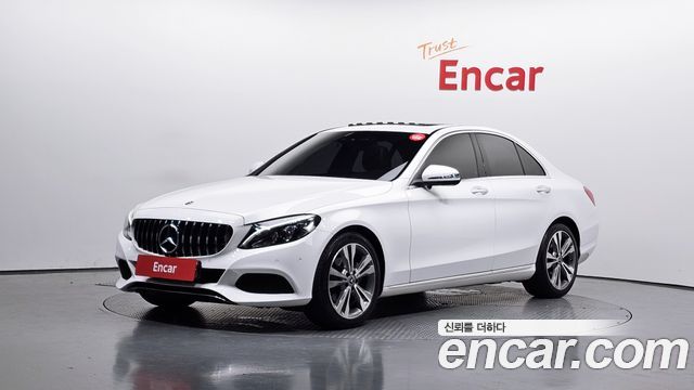 Mercedes-Benz C-Class 2018 — photo 1