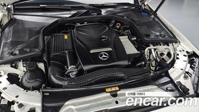 Mercedes-Benz C-Class 2018 — photo 6