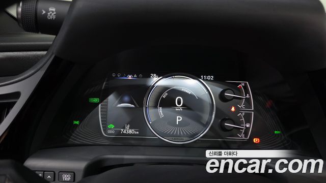 Lexus ES 2022 — photo 11