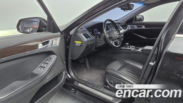 Genesis G80 2018 — photo 10