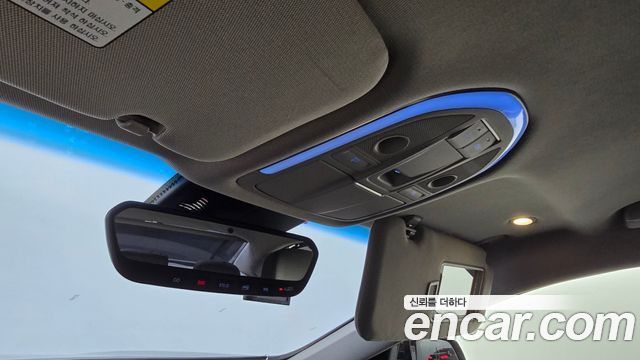 Genesis G80 2018 — photo 19