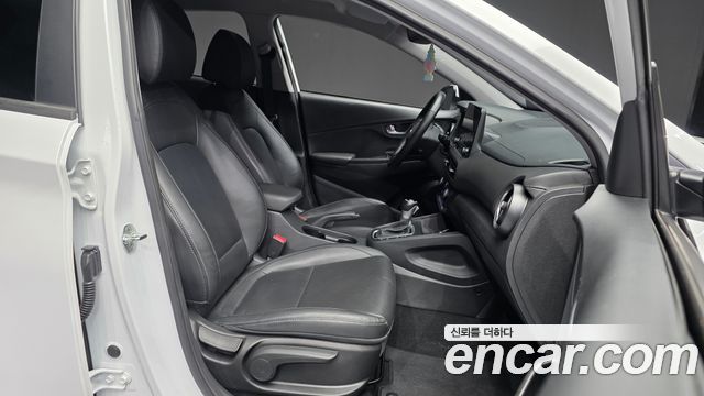 Hyundai Kona 2023 — photo 17