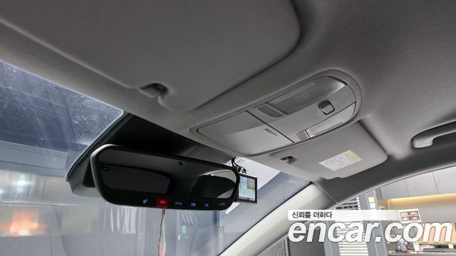 Hyundai Kona 2023 — photo 25