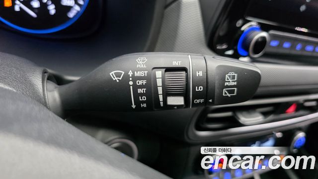 Hyundai Kona 2023 — photo 29