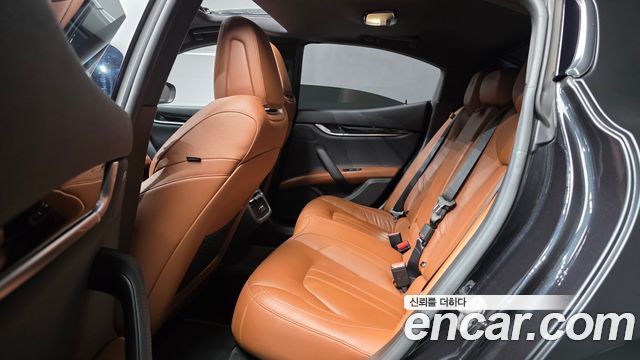 Maserati Ghibli 2018 — photo 18