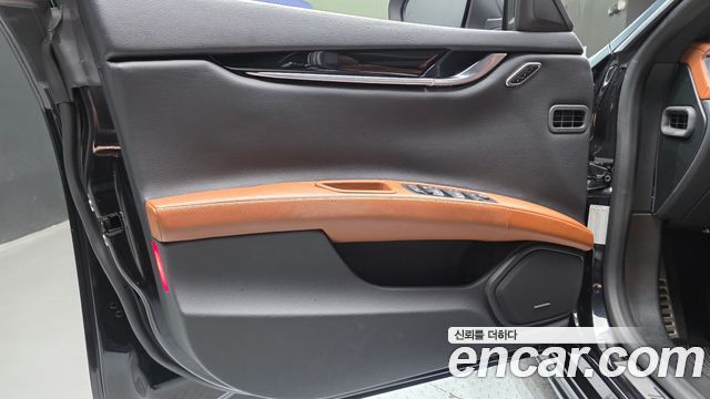 Maserati Ghibli 2018 — photo 14