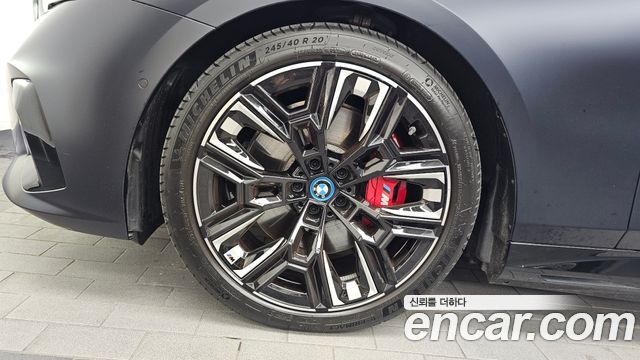 BMW i5 2024 — photo 7