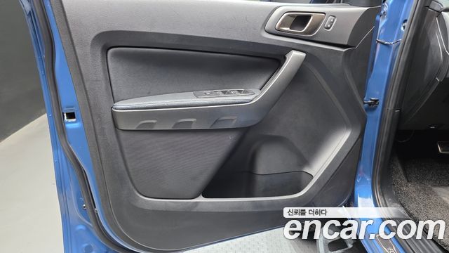 Ford Ranger 2022 — photo 14