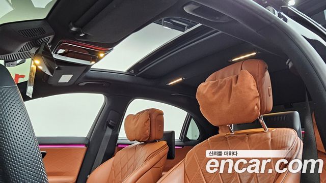 Mercedes-Benz S-Class 2021 — photo 19
