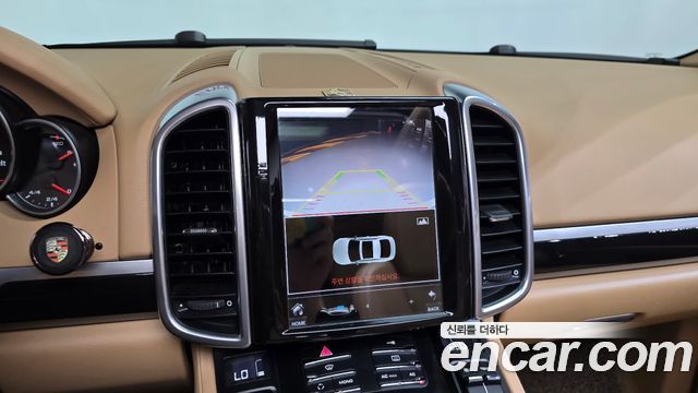Porsche Cayenne 2011 — photo 15