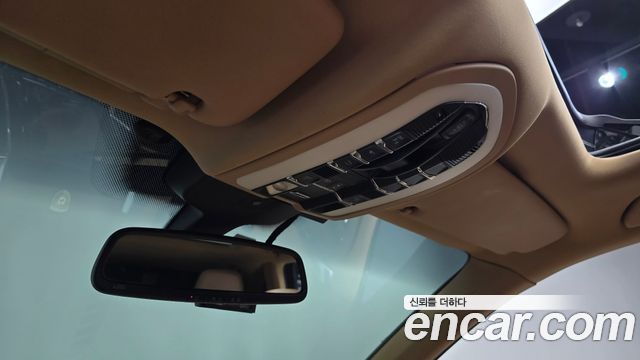 Porsche Cayenne 2011 — photo 20