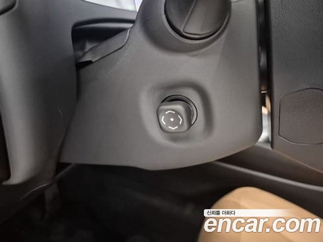 Lexus UX 2026 — photo 16