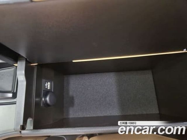 Lexus UX 2026 — photo 17