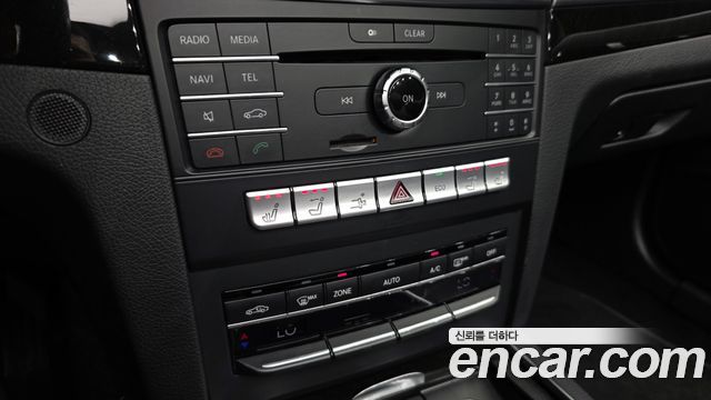 Mercedes-Benz E-Class 2017 — photo 17