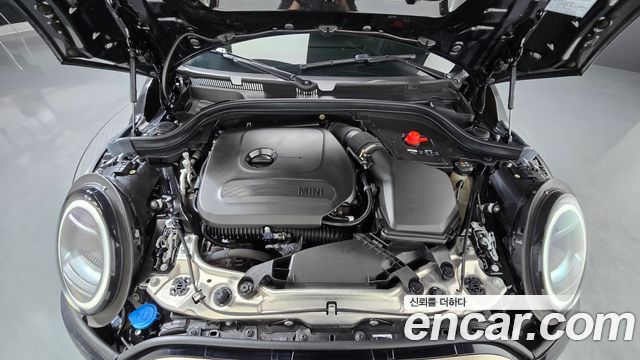 Mini Cooper 2025 — photo 6