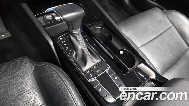Kia K7 2016 — photo 9