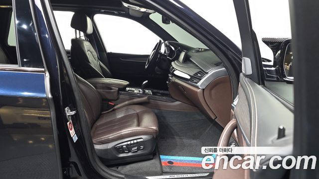 BMW X5 2016 — photo 11