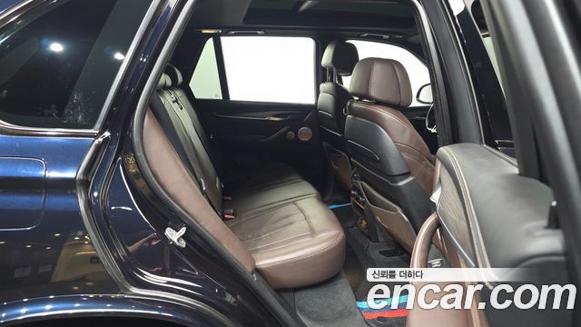BMW X5 2016 — photo 12