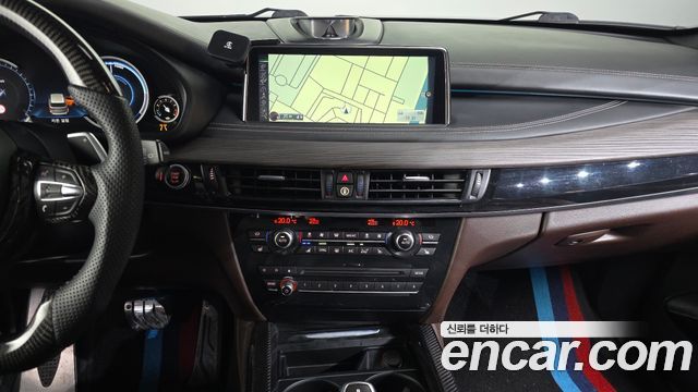 BMW X5 2016 — photo 14