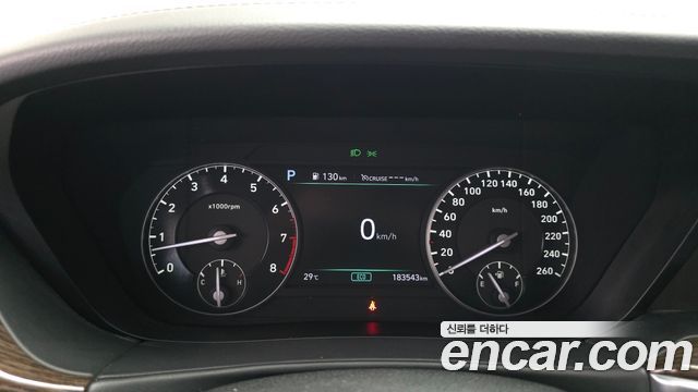 Genesis G90 2019 — photo 8