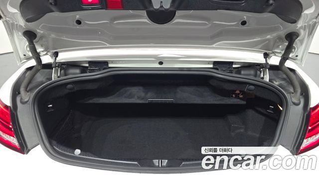 Mercedes-Benz C-Class 2020 — photo 20