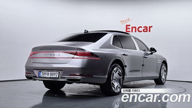 Genesis G90 2023 — photo 2