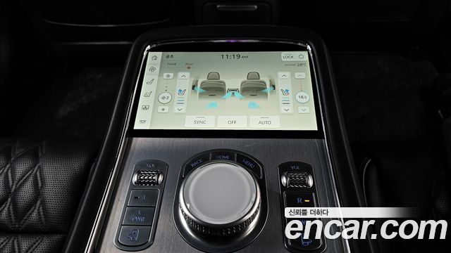 Genesis G90 2023 — photo 18