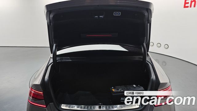 Genesis G90 2023 — photo 20