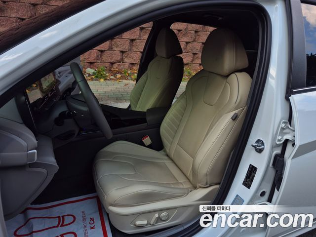 Hyundai AVANTE 2026 — photo 8