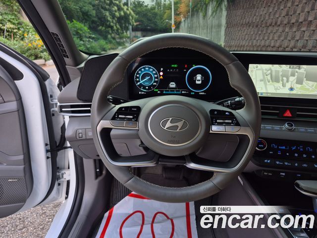Hyundai AVANTE 2026 — photo 12