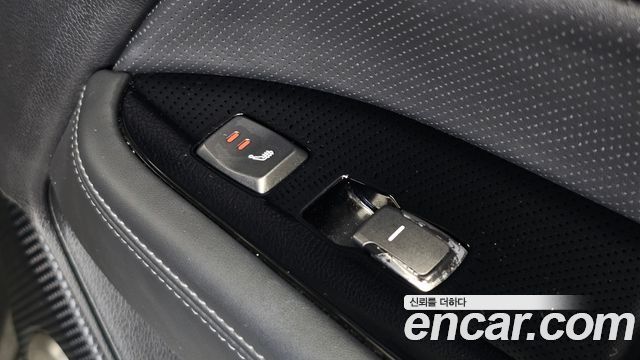 KG Mobility Rexton 2018 — photo 18