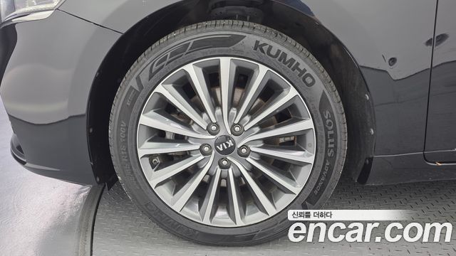 Kia K7 2016 — photo 5